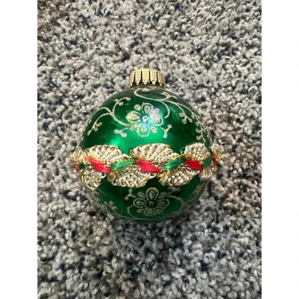 Vintage Green‎ Glass Christmas Ornament Silver Glitter Floral Braided Trim Band